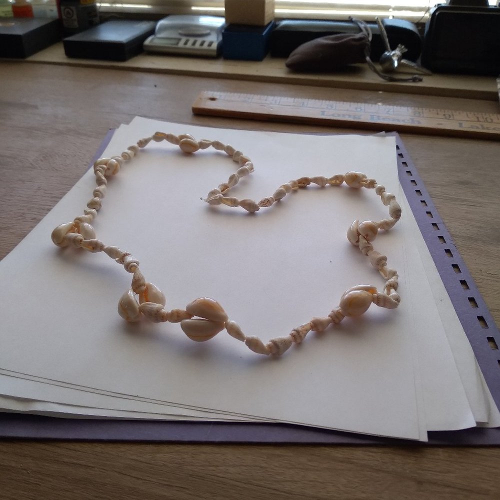 Double beaded seashell tropical welcome necklace islander style